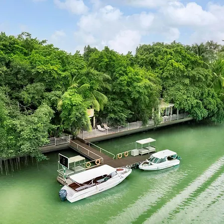 An Lam Retreats Saigon River-3